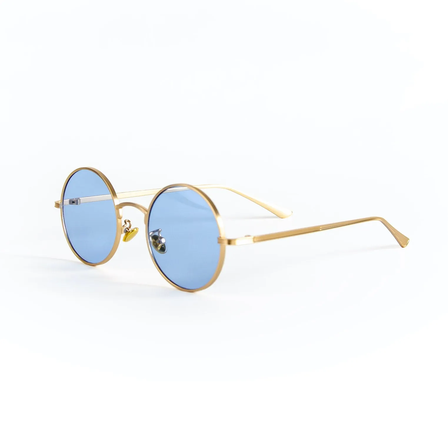 Dazed & Engaged Circle Sunglasses