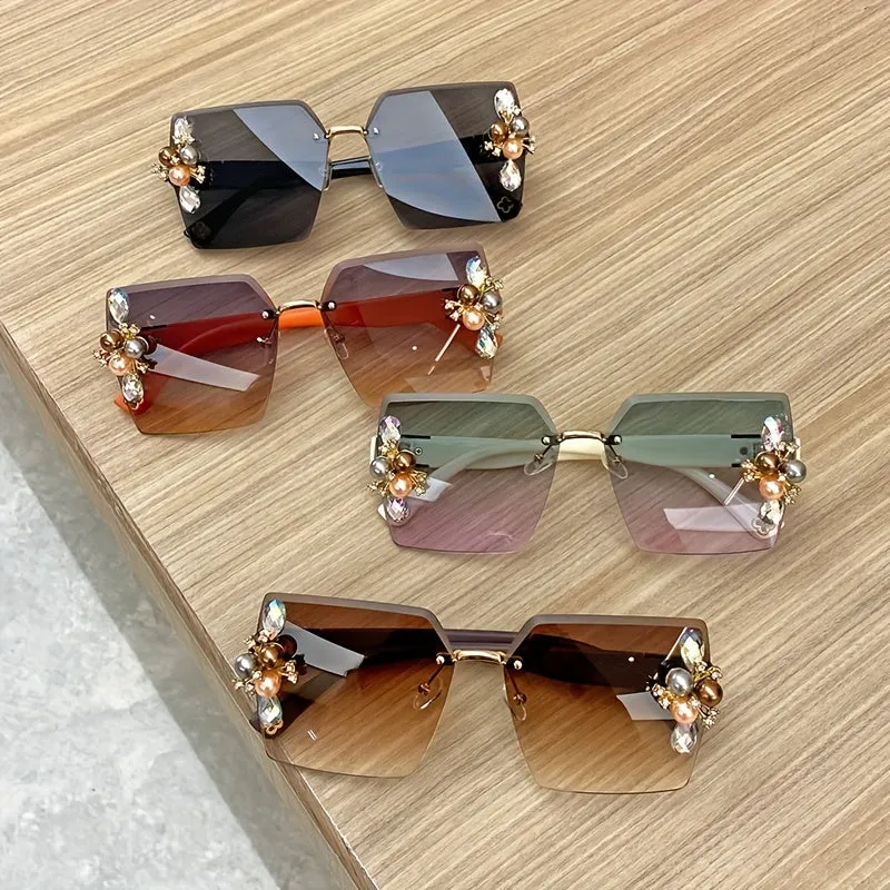 Rhinestone-Adorned Fashionable Sunglasses for Men and Women